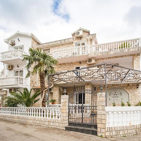 Apartments & Rooms Nikolic Будва Экстерьер фото